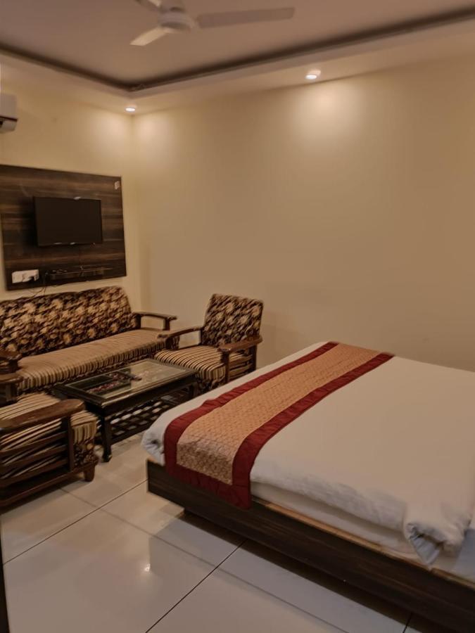 Aerotech Near Igi Airport Hotel New Delhi